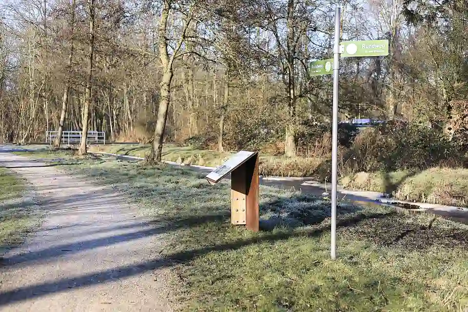 Infotafeln entlang des Naturlehrpfades