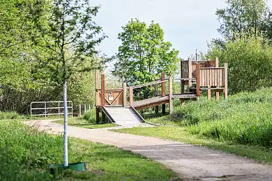 Kleiner Aussichtsturm beim Erlebnisweg
